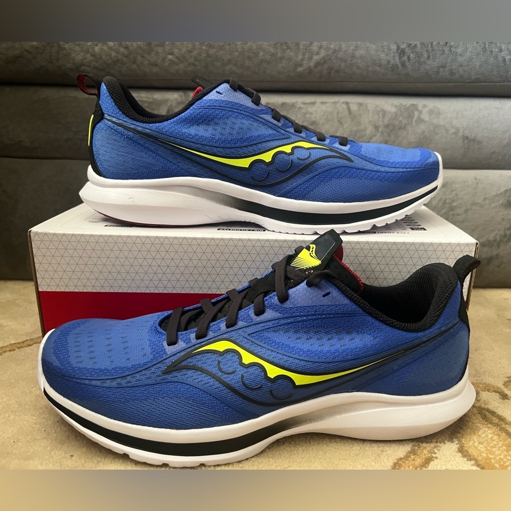 Saucony kinvavra 13 running shoes